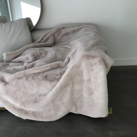 Anthropologie Bedding Anthropologie Sophie Faux Fur Throw Blanket Poshmark